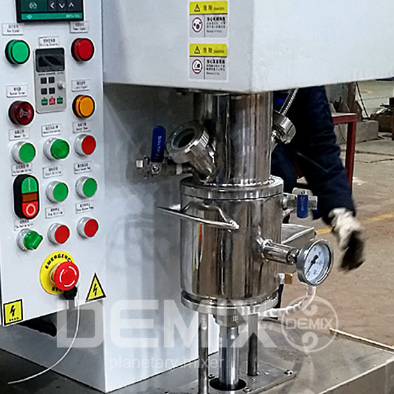 湖南麥克斯攪拌捏合設(shè)備有限公司,湘潭攪拌混合設(shè)備生產(chǎn)銷售,湘潭立式捏合機生產(chǎn)銷售